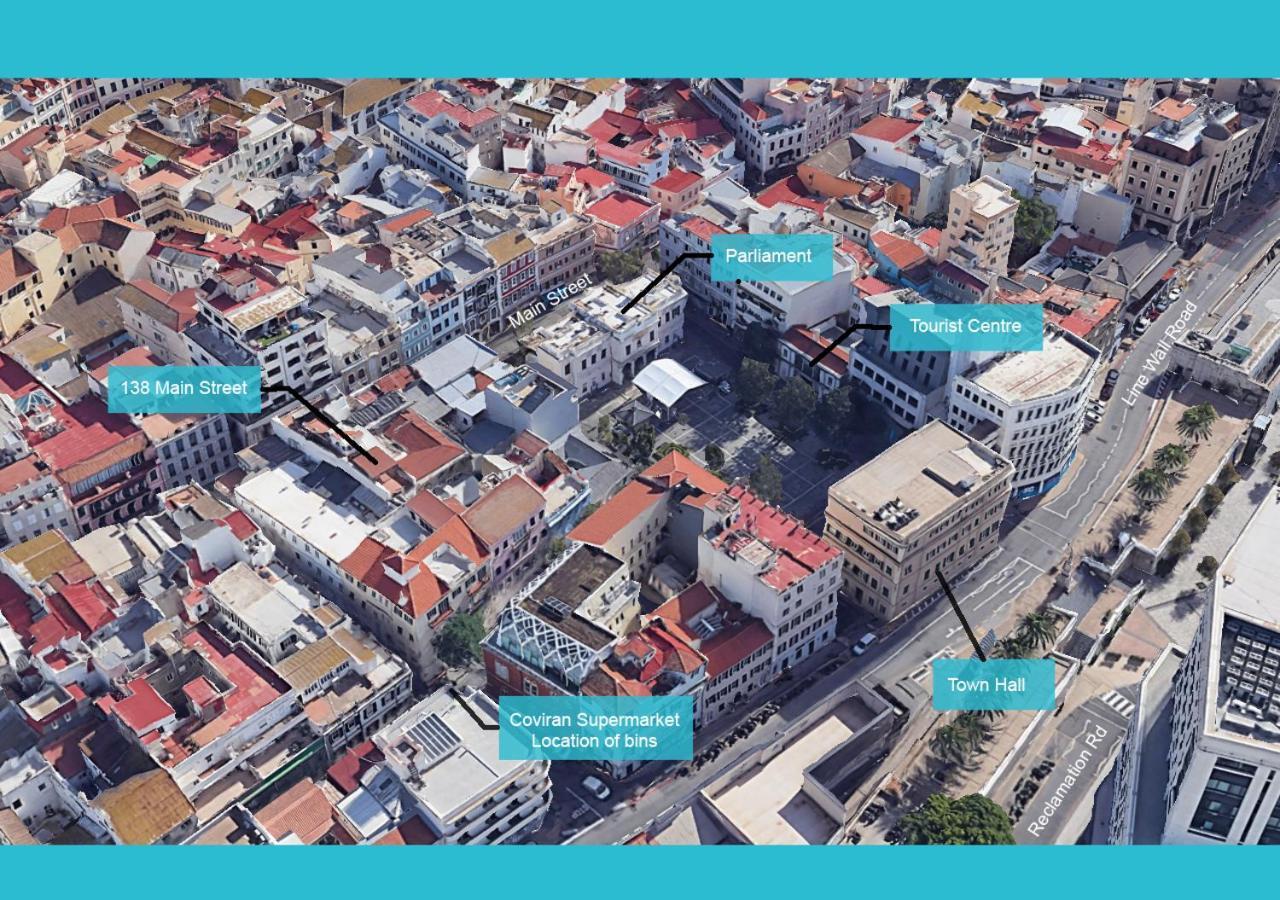Appartamento Gibraltar Town Centre Flat With Roof Terrace Esterno foto